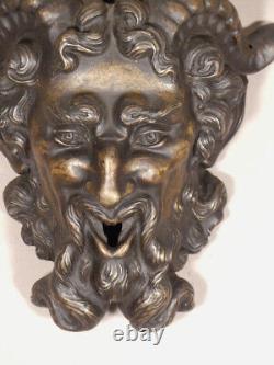 Mascaron De Fontaine Faune Ou Satyre En Métal Patiné Bronze, époque XIX ème