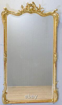 Miroir Style Louis XV En Bois Et Stuc Doré à La Feuille, époque XIX ème Siècle