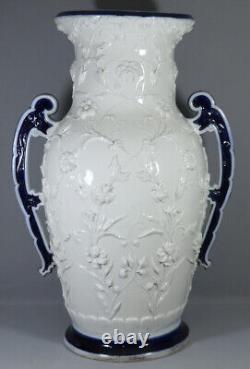 Monumental Vase Balustre En Porcelaine De Chine Blanc Bleu époque XIX ème Siècle