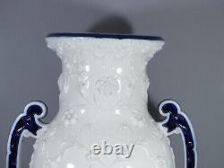 Monumental Vase Balustre En Porcelaine De Chine Blanc Bleu époque XIX ème Siècle