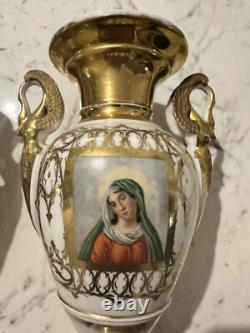 PAIRE DE VASES BALUSTRES LOUIS PHILIPPE EN PORCELAINE VIEUX PARIS EPOQUE XIXème
