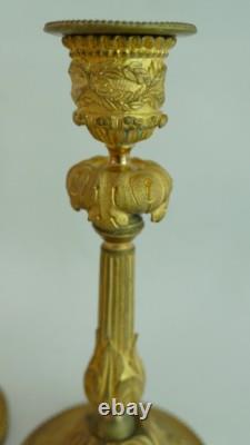 Paire De Bougeoirs Louis XVI En Bronze Doré, époque XIX ème