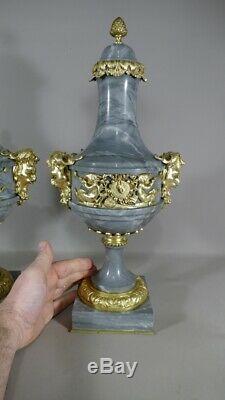 Paire De Cassolettes Louis XVI En Marbre Turquin Et Bronze Doré, époque XIX ème