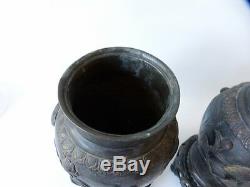 Paire De Vases Chinois Aux Phoenix, Bronze, époque XIX ème