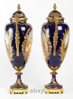 Paire de Cassolettes en Porcelaine de Sèvres, Epoque Napoléon III, XIXème Siècle