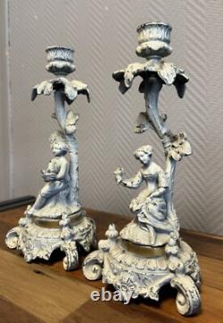 Paire de bougeoirs en bronze laqué époque XIXeme vers 1880