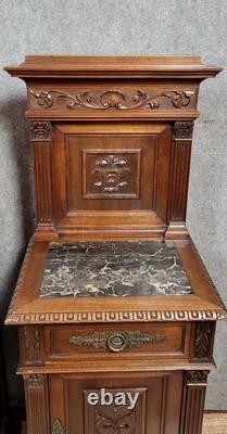 Paire de chevets style Renaissance en noyer sculpté époque XIXeme siécle