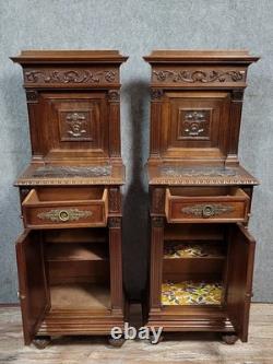 Paire de chevets style Renaissance en noyer sculpté époque XIXeme siécle