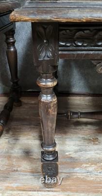 Paire de fauteuils Breton en bois sculpté époque XIXeme