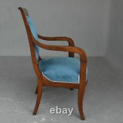Paire de fauteuils d'époque restauration en noyer XIXème