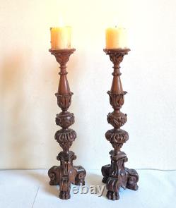 Paire de grands bougeoirs /piques cierges en bois sculpté, époque XIXème. 45 cm