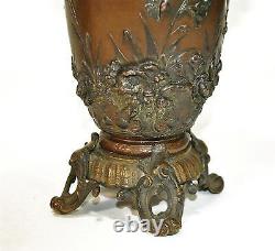 Paire de petits vases en bronze patiné époque fin XIXème