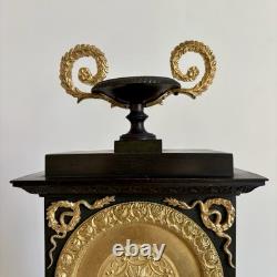 Pendule Bronze Dore Double Patine Charles X Époque restauration XIXe Siècle
