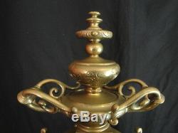 Pendule en bronze de style Louis XIV époque XIXème siècle