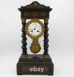 Pendule portique d'époque Napoléon III, XIXe siècle, ancien