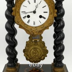Pendule portique d'époque Napoléon III, XIXe siècle, ancien