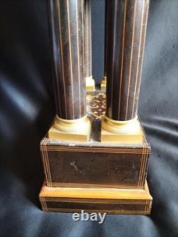 Pendule portique en bois clair et bronze doré / Epoque Restauration / XIXe