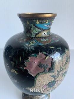 Petit vase chinois en cloisonné d époque de la fin du XIX ème