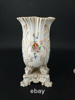 Porcelaine de paris, paire de vase époque fin XIX ème s