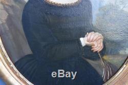 Portrait en médaillon jeune femme époque XIXème