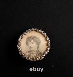 Rare bijou ancien broche fin XIXème ergent portrait femme Belle Epoque