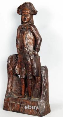 Sculpture Corsaire soldat homme bicorne 18éme Haute époque bois chêne sculpté