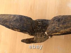 Sculpture d'ornement en bois beige et doré Aigle d'époque Empire XIXème