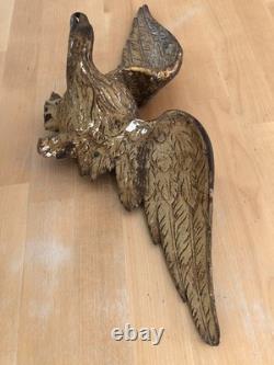 Sculpture d'ornement en bois beige et doré Aigle d'époque Empire XIXème