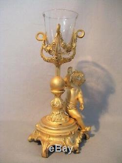 Soliflore / bougeoir avec putti en bronze doré époque XIX ème siècle