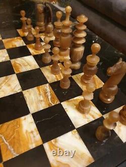 Superbe Jeu D'échecs En Corne D'époque XIXeme