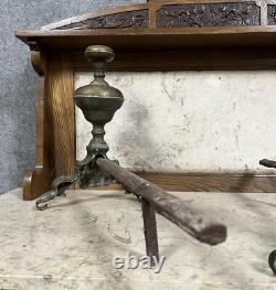 Superbe paire de chenets époque Louis XIV en bronze doré vers 1700