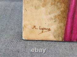 TRES JOLIE PEINTURE SUR PLAQUE DE PORCELAINE EPOQUE XIX éme SIGNEE M. LEJEUNE