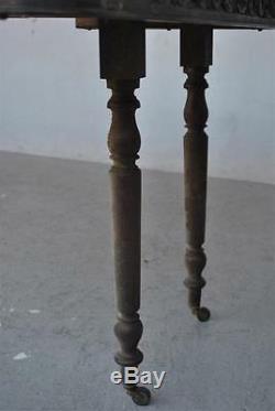 Table Indienne sculptée palissandre époque XIXème