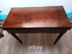 Table à Jeu en Acajou Massif d'époque Louis Philippe XIX siècle