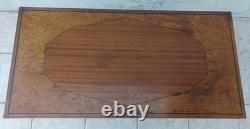 Table à jeu en noyer époque 19ème