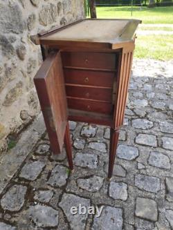 Table commode chiffonnière époque Louis XVI estampillée J. F Leleu en acajou 18e