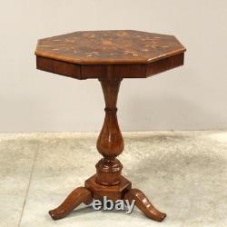 Table d'époque Charles X en noyer et marqueterie Italie 19ème siècle