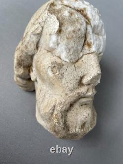 Tête en marbre, Italie, époque Gothique
