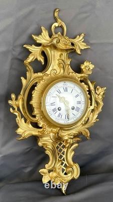 Très beau Cartel d'applique mural style Louis XV en bronze doré époque 19ème