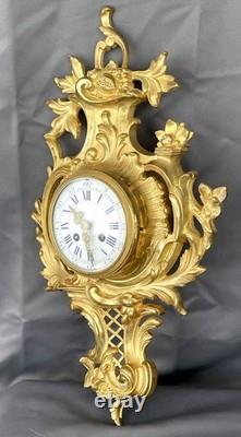 Très beau Cartel d'applique mural style Louis XV en bronze doré époque 19ème