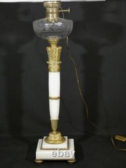 Très grande lampe de style Louis XVI en marbre et bronze, époque XIX ème