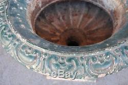 Vase Médicis en fonte de fer peint époque XIXème