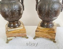 Vases, garniture de cheminée époque XIXe, pieds griffes en bronze (livrables)