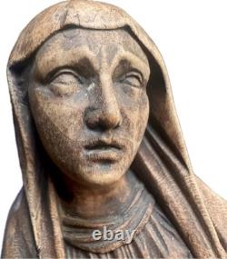 Vierge en bois sculpté ancienne, Haute-Époque 16 ème travail art populaire