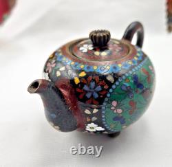 XIX Siecle Theiere En Bronze Cloisonne Motif Oiseau Papillon Fleurs Epoque Meiji